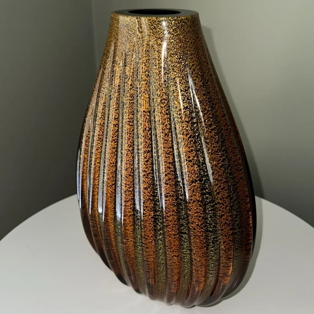Sasaki Italian Crystal Vase Hand Crafted Marea 11” Tear Drop Ribbed Tiger’s Eye